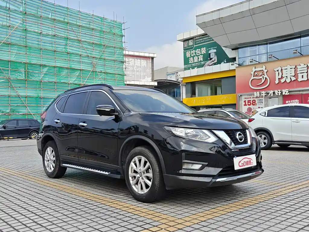 Nissan X-Trail — миниатюра 3