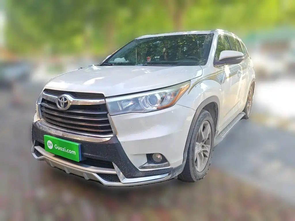 Toyota Highlander 2015 2.0T Luxury 7 мест