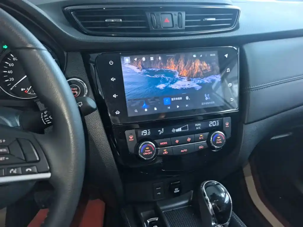 Nissan X-Trail — миниатюра 13