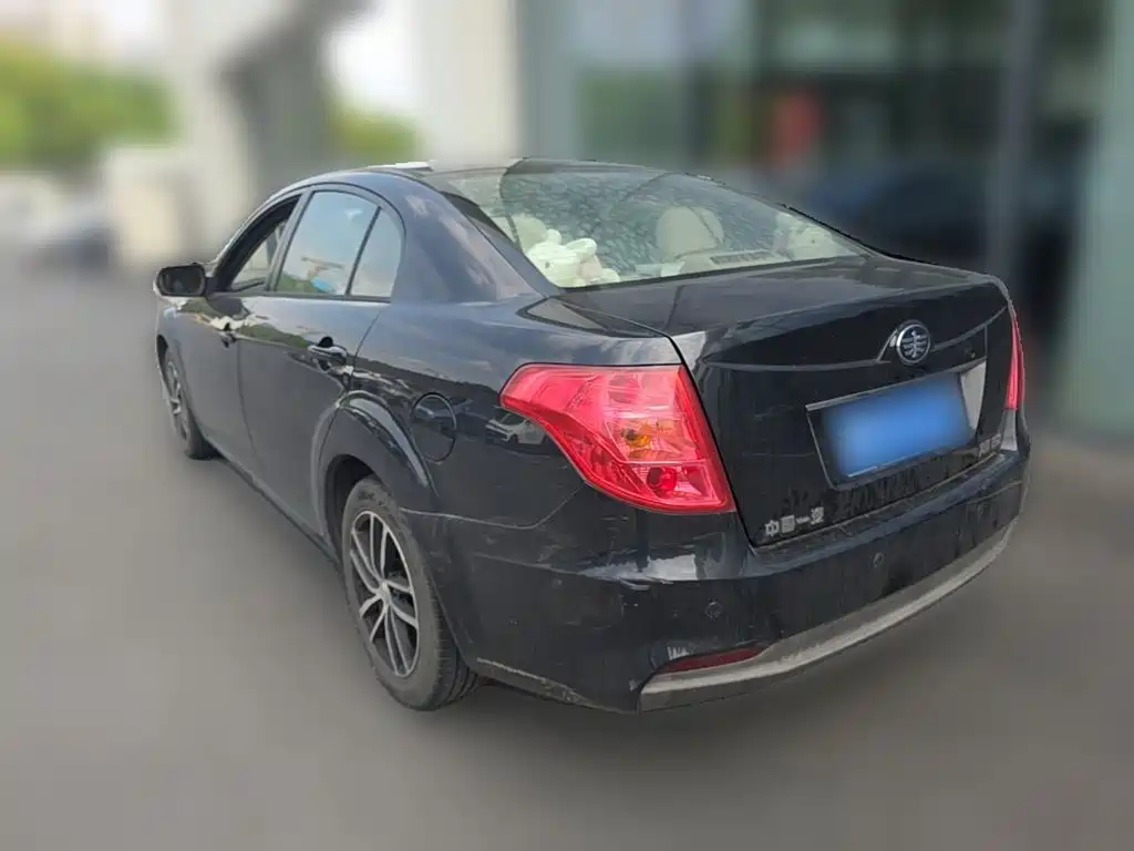 Bestune B50 — миниатюра 9