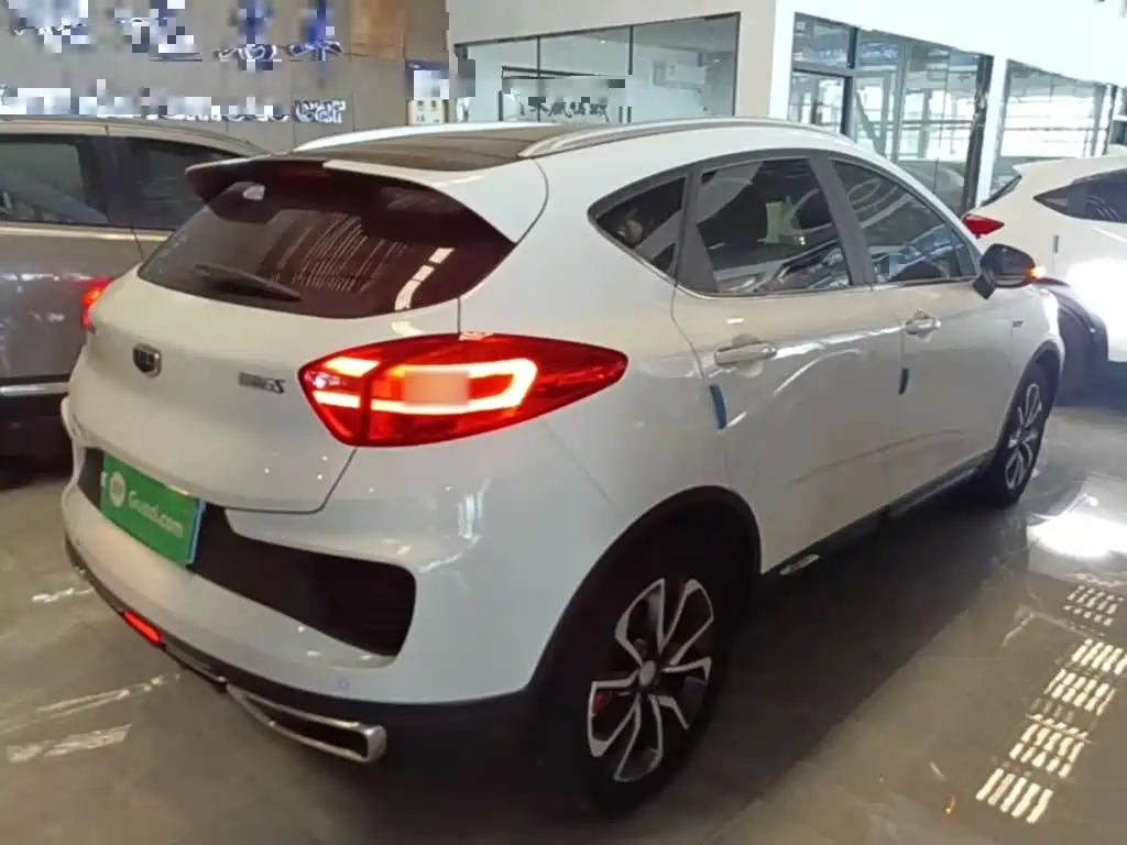 Geely Emgrand GS — миниатюра 7