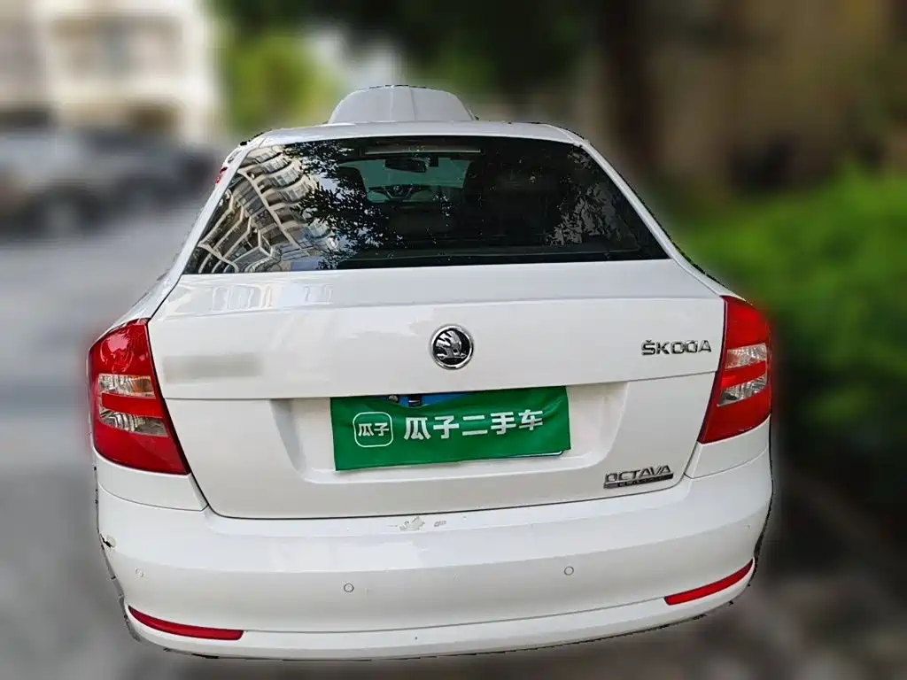 Skoda Octavia — миниатюра 3