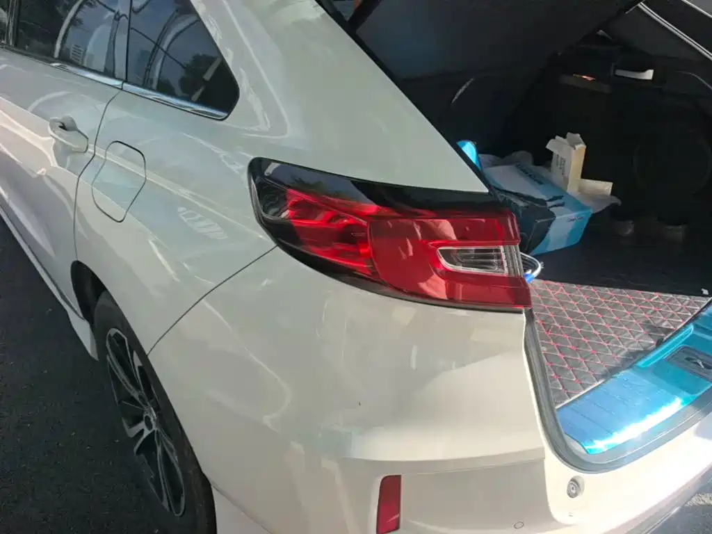 Honda UR-V — миниатюра 5