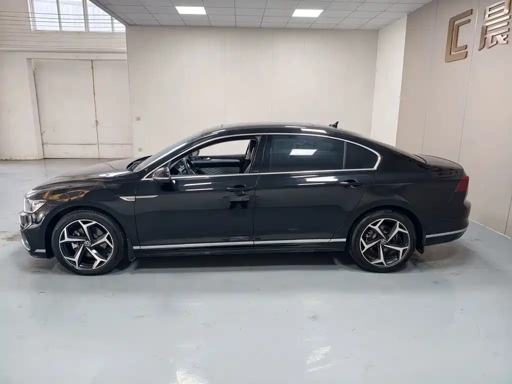 Volkswagen Magotan — миниатюра 8