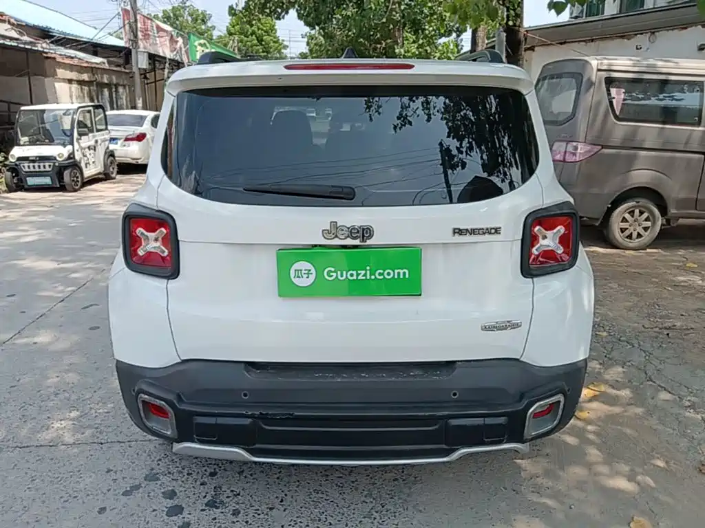 Jeep Renegade — миниатюра 6