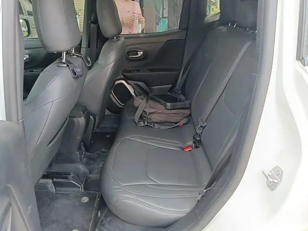Jeep Renegade — миниатюра 17