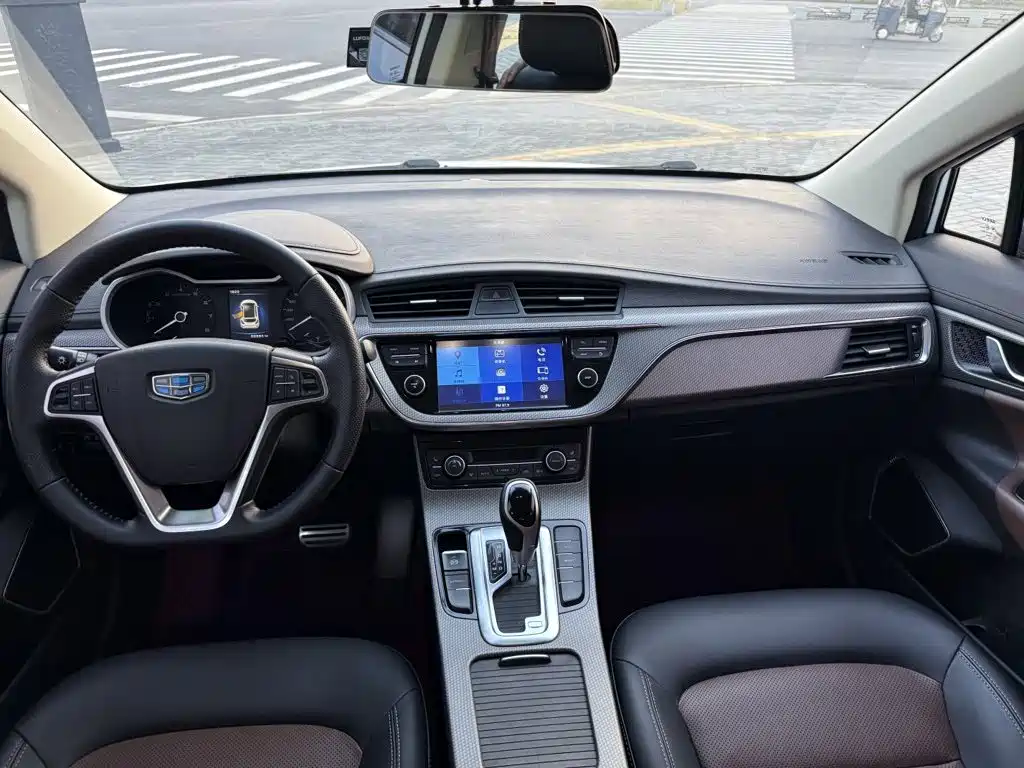 Geely Emgrand GS — миниатюра 10