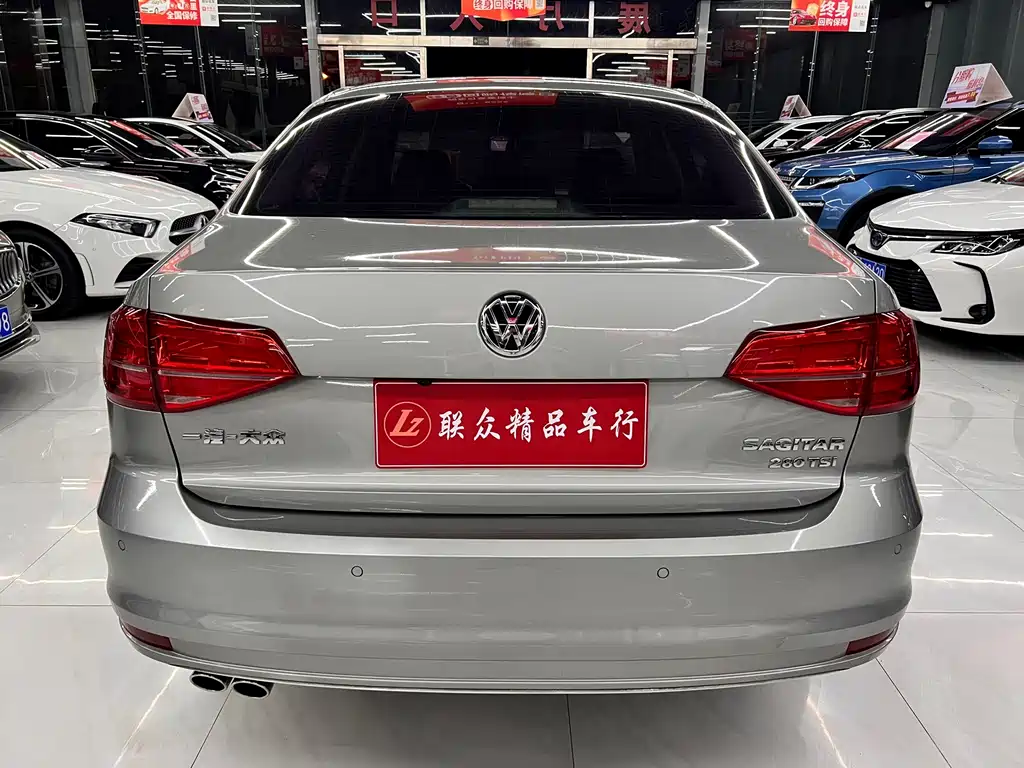 Volkswagen Sagitar — миниатюра 5