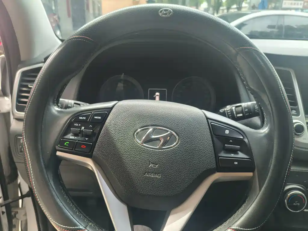 Hyundai Tucson — миниатюра 10