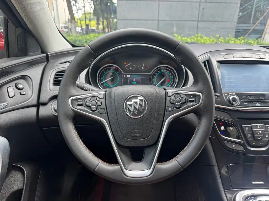 Buick Regal — миниатюра 20