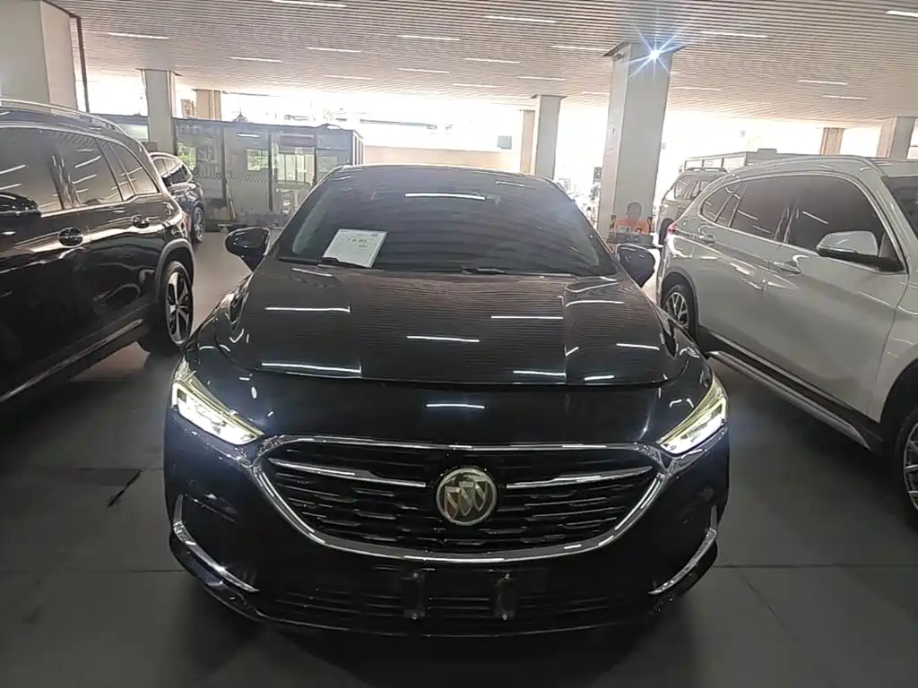 Buick LaCrosse — миниатюра 3