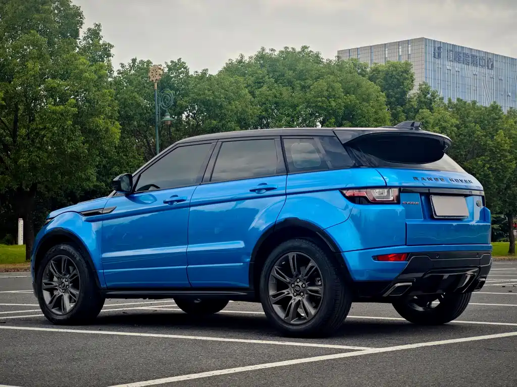 Land Rover Evoque — миниатюра 6