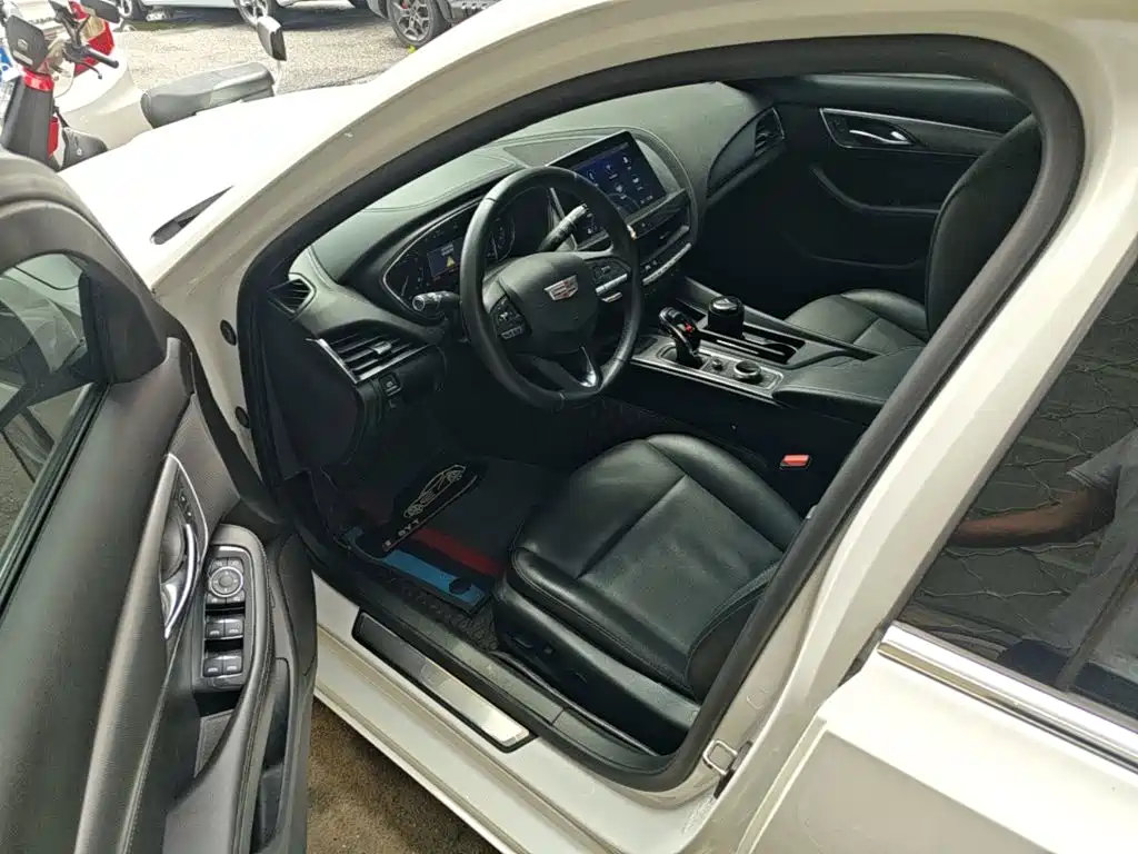 Cadillac CT5 — миниатюра 16