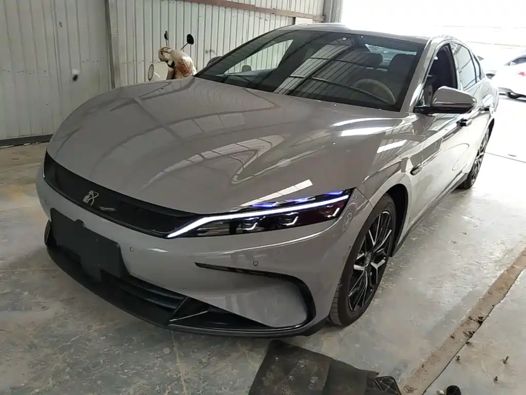 BYD Han — миниатюра 2