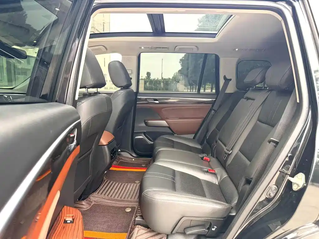 GAC GS8 2017 320T Luxury Smart Connect （ мест）