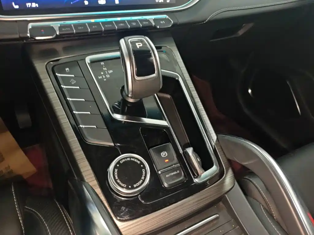 Geely Boyue — миниатюра 14