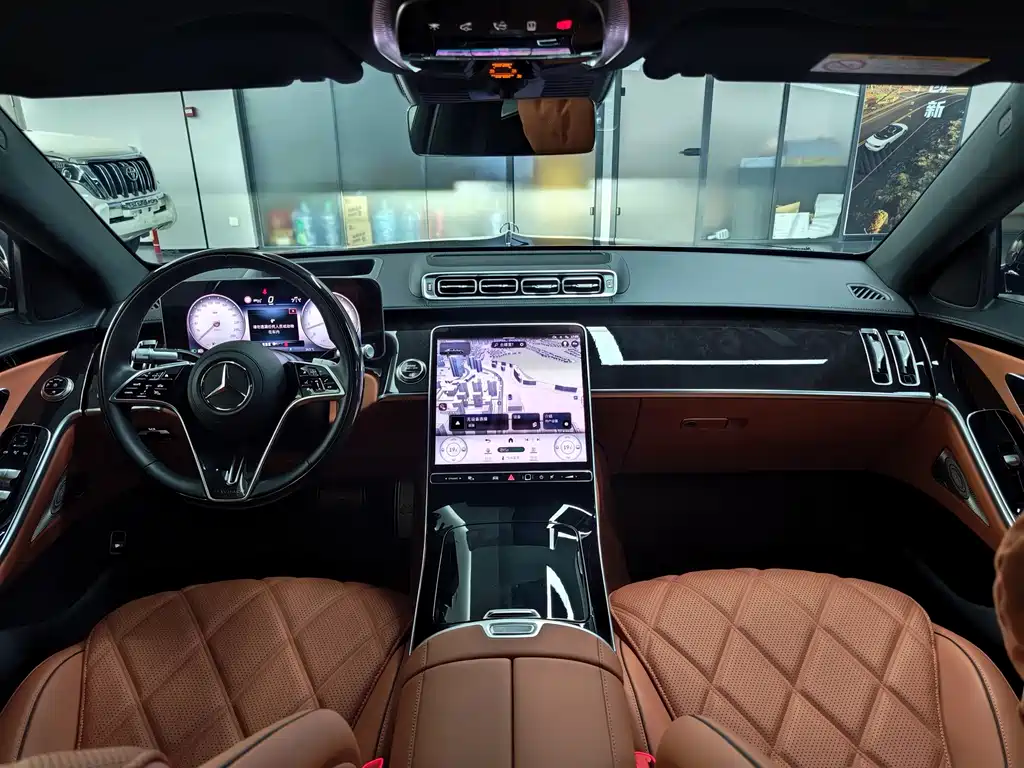 Mercedes-Benz S-Class — миниатюра 11