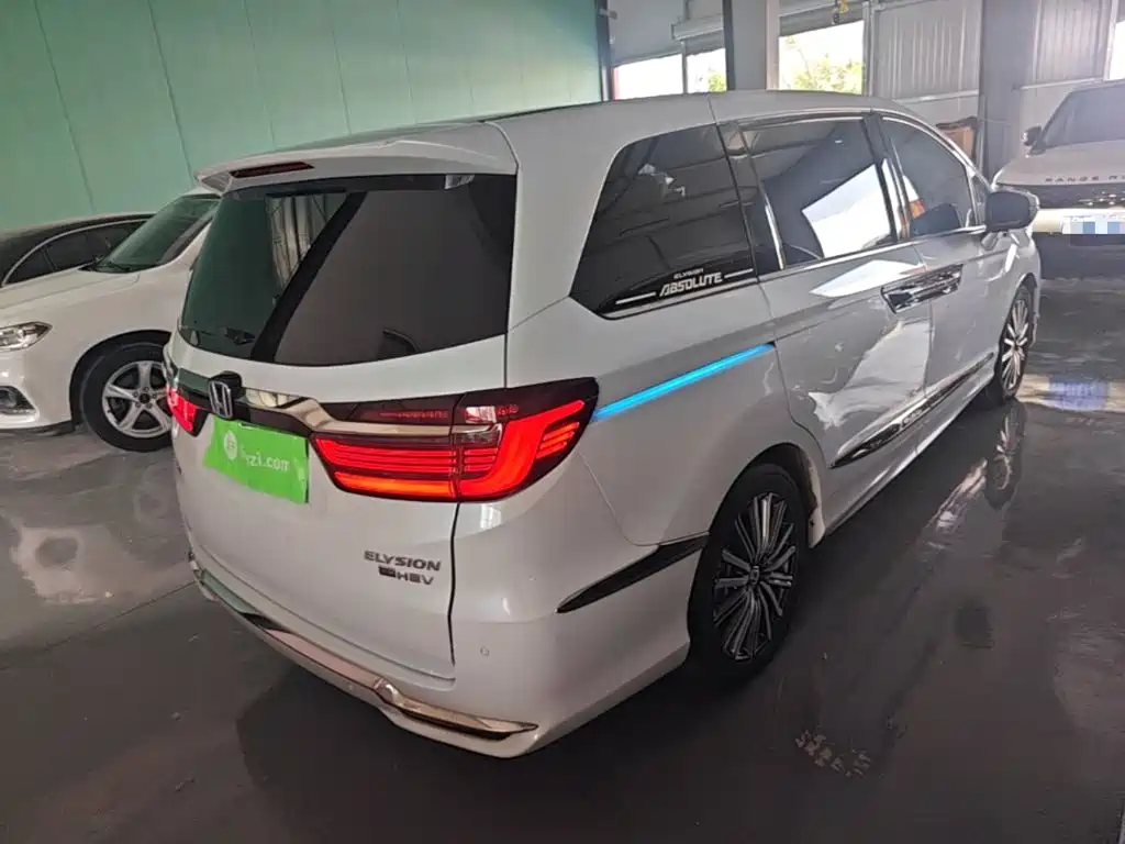 Honda Elysion — миниатюра 7