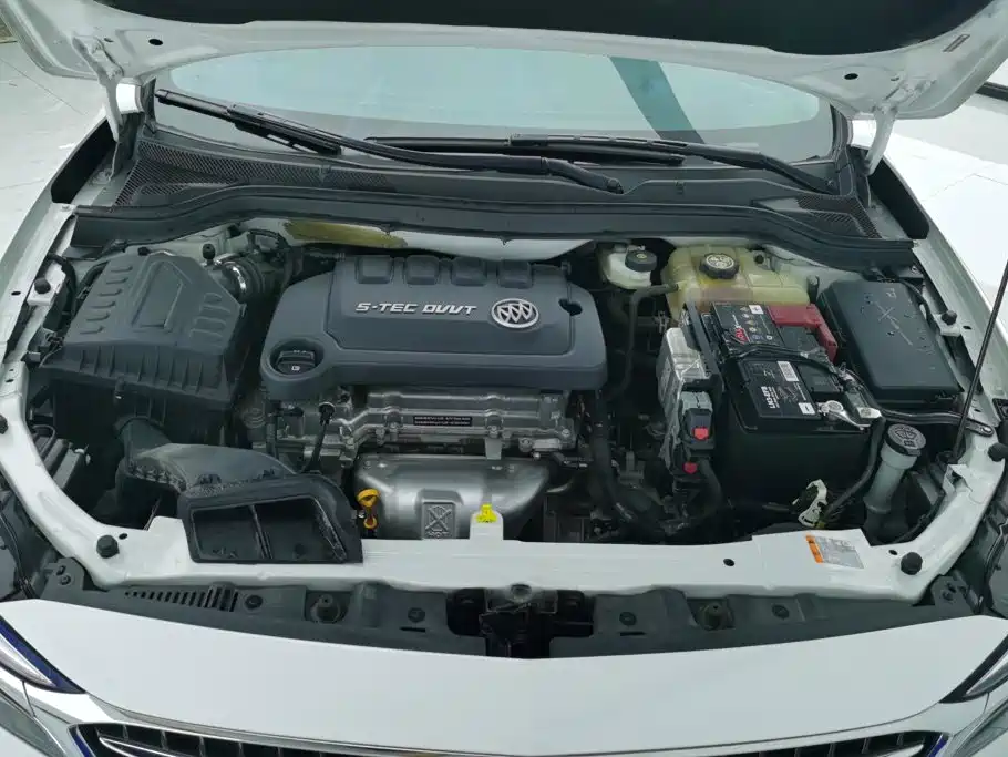 Buick Excelle — миниатюра 10