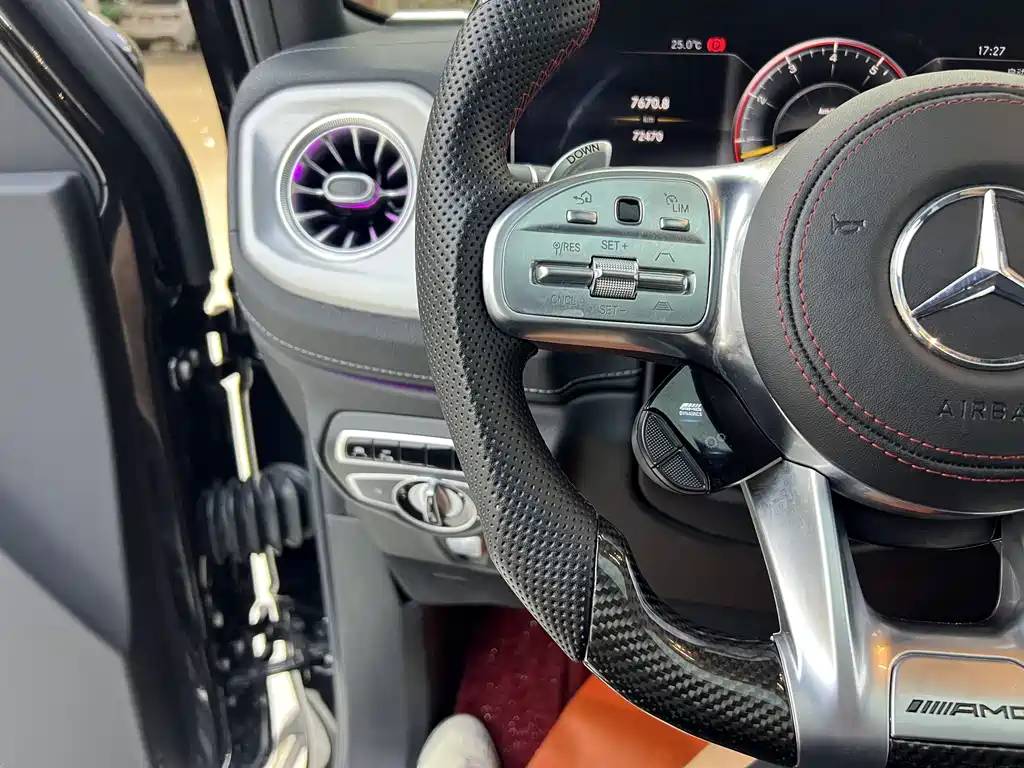 Mercedes-Benz G-Class — миниатюра 6