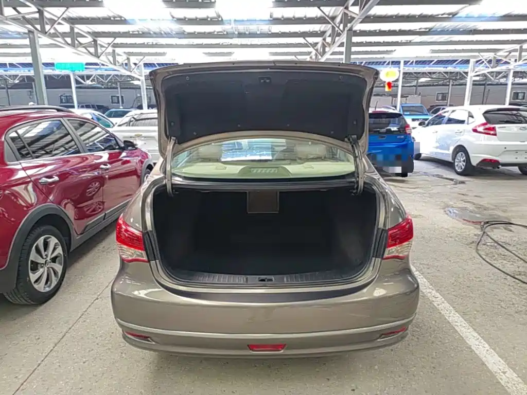 Nissan Sylphy — миниатюра 19