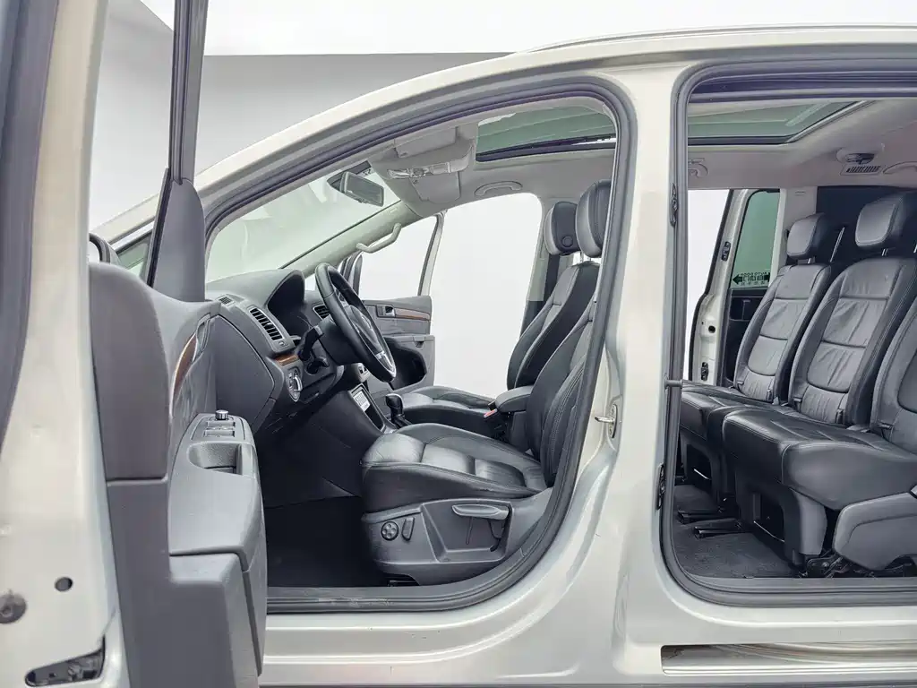Volkswagen Sharan — миниатюра 7