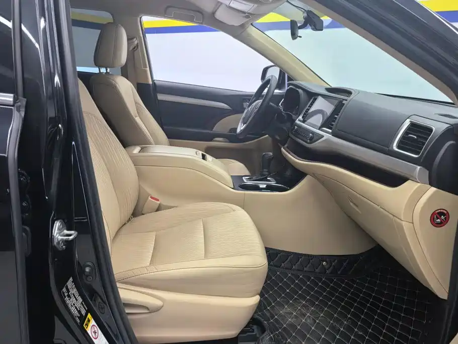 Toyota Highlander — миниатюра 8