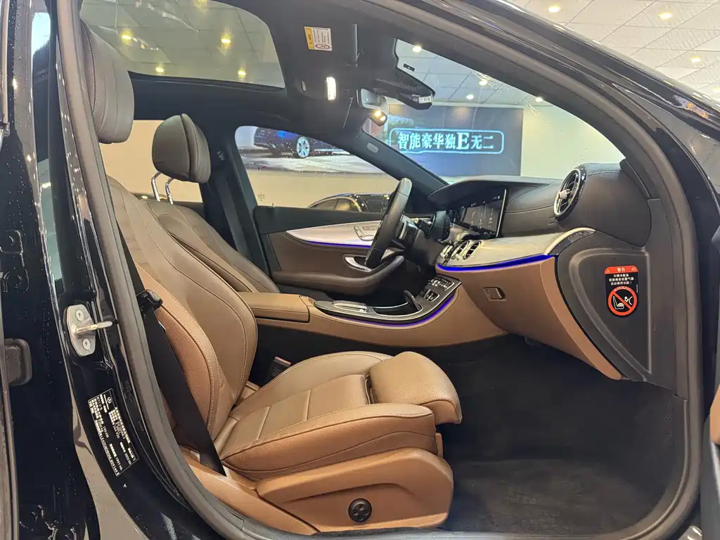 MERCEDES-BENZ E CLASS