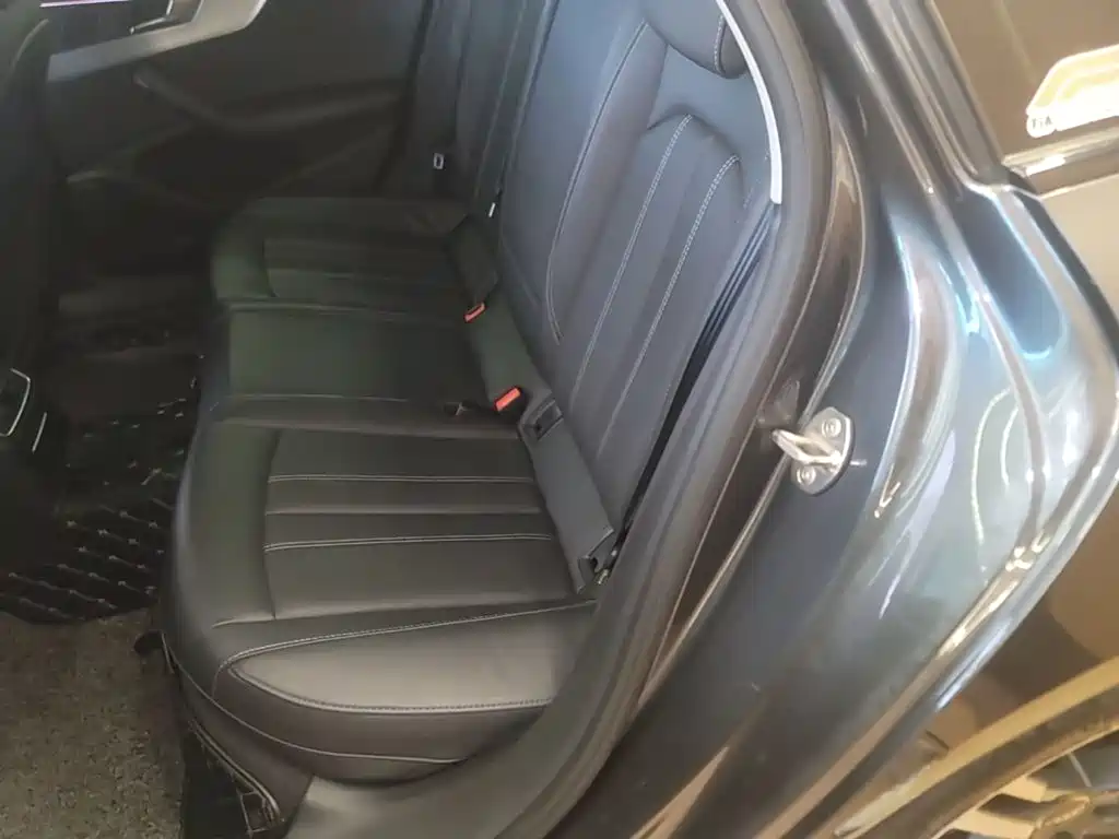 Audi A4L — миниатюра 17