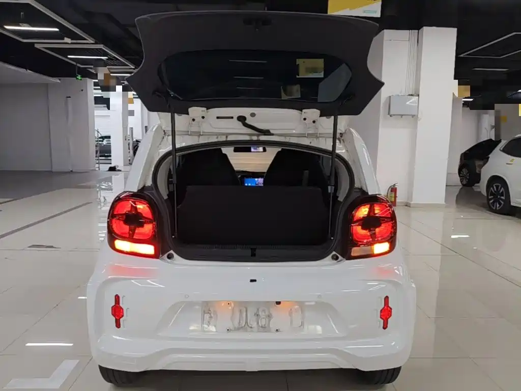 Roewe Clever — миниатюра 19