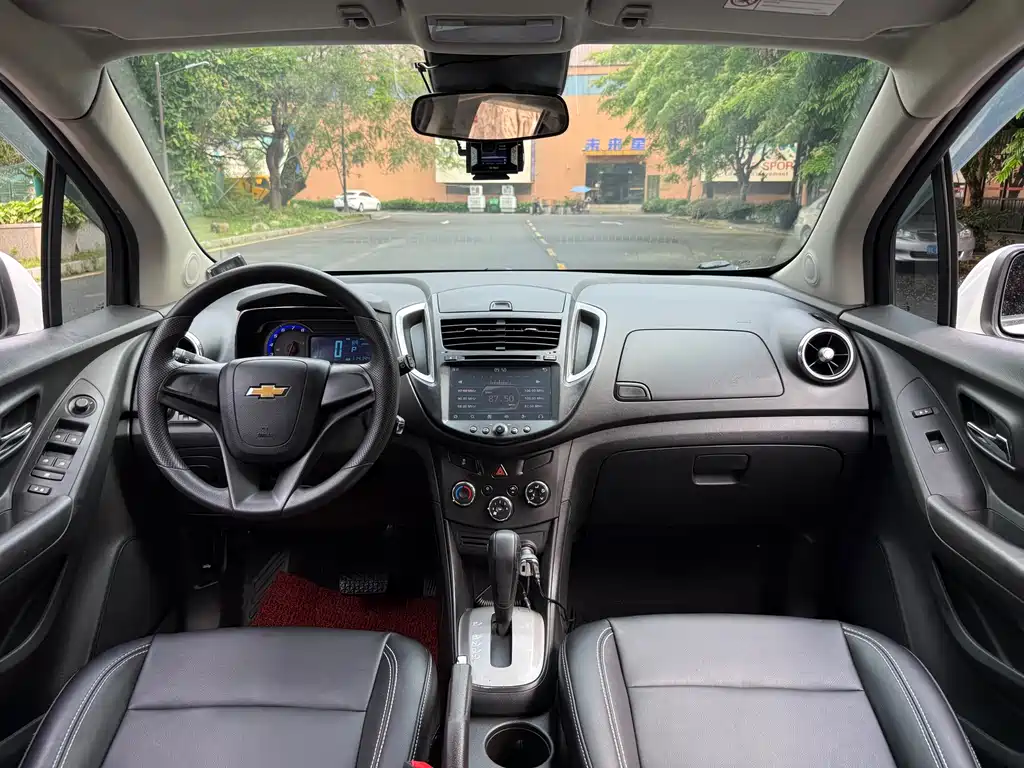 Chevrolet Trax — миниатюра 11