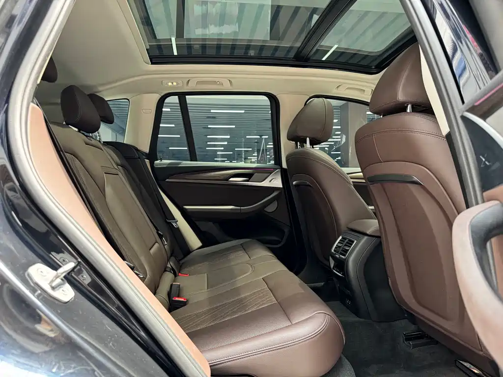 BMW X3 — миниатюра 20