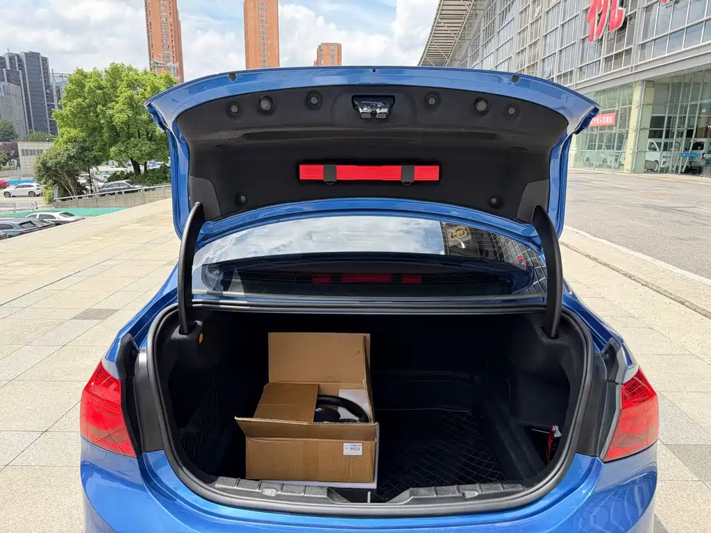 BMW 1 Series — миниатюра 11