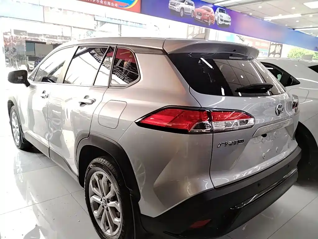 Toyota Frontlander — миниатюра 5