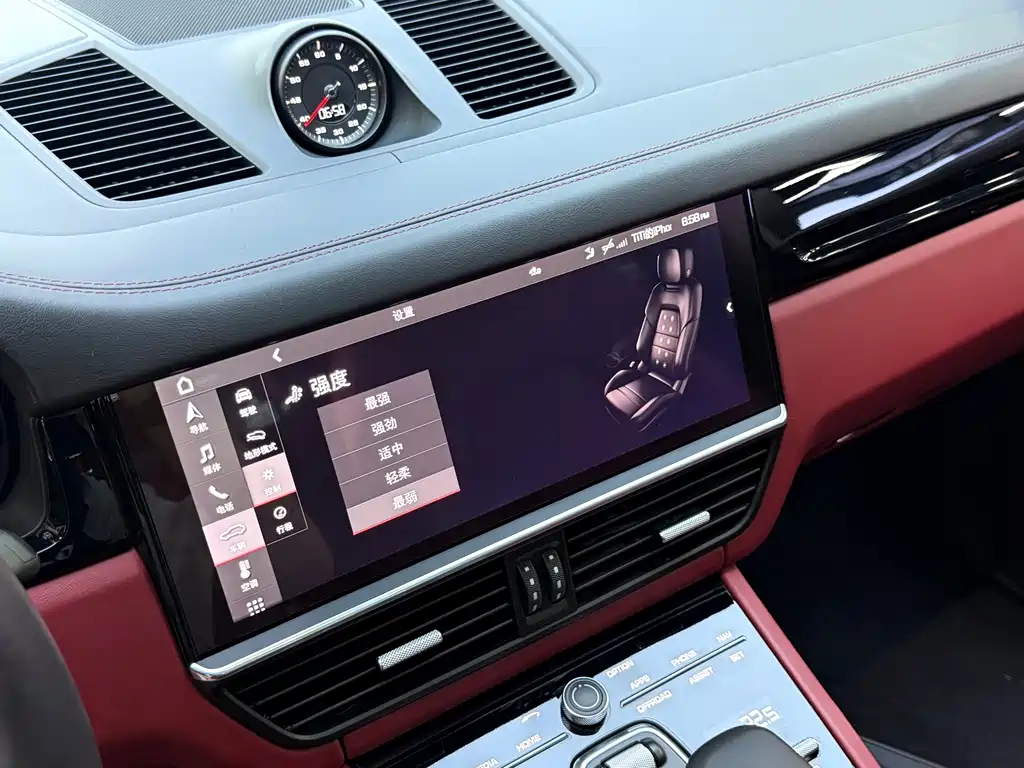 Porsche Cayenne — миниатюра 17