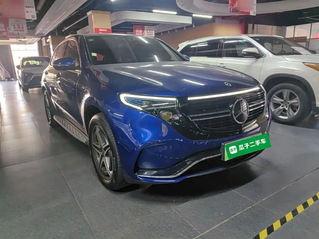 Mercedes-Benz EQC — миниатюра 4