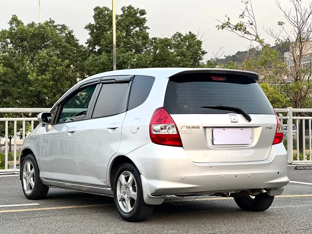 Honda Fit — миниатюра 19