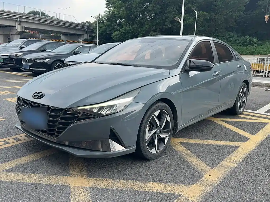 Hyundai Elantra — миниатюра 2