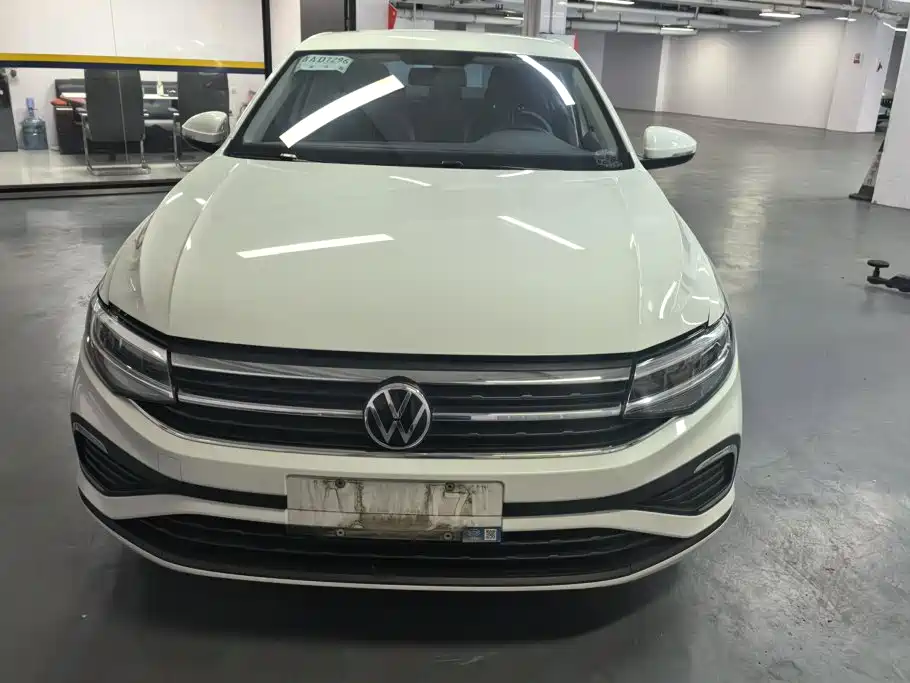 Volkswagen Bora — миниатюра 2