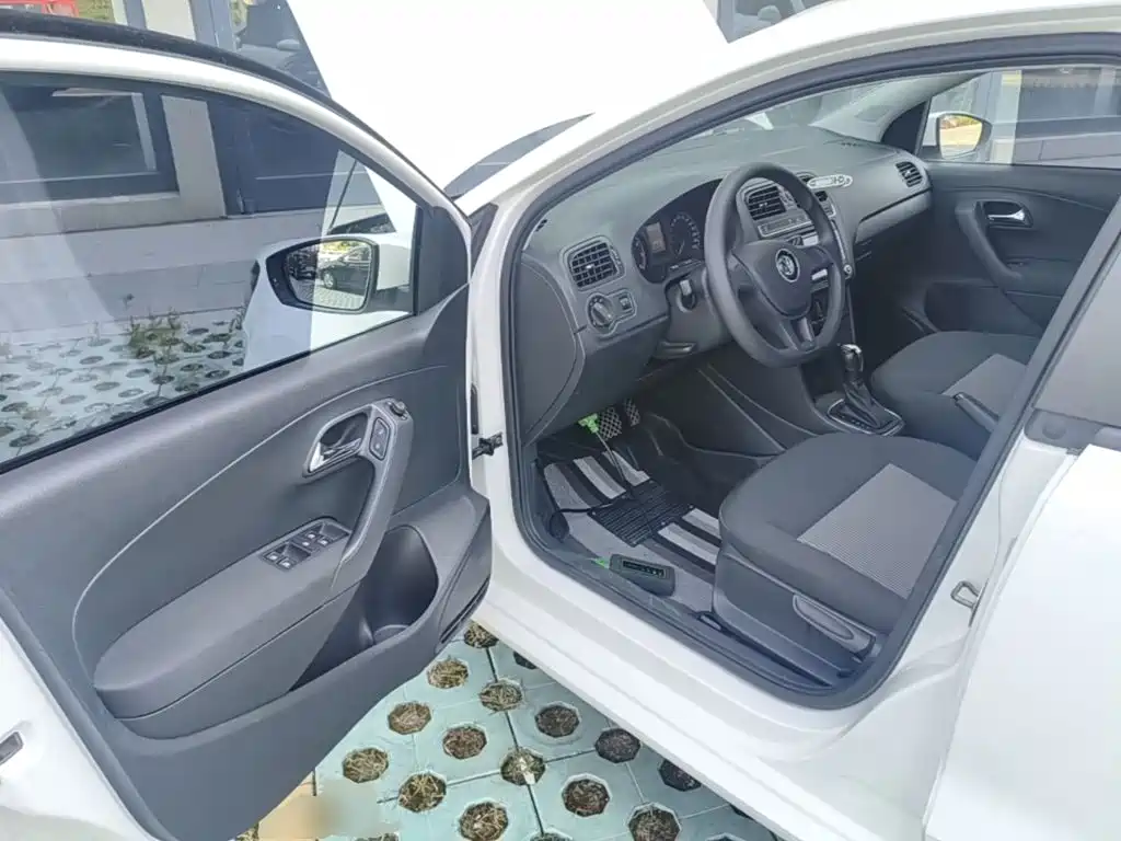 Volkswagen Polo — миниатюра 16