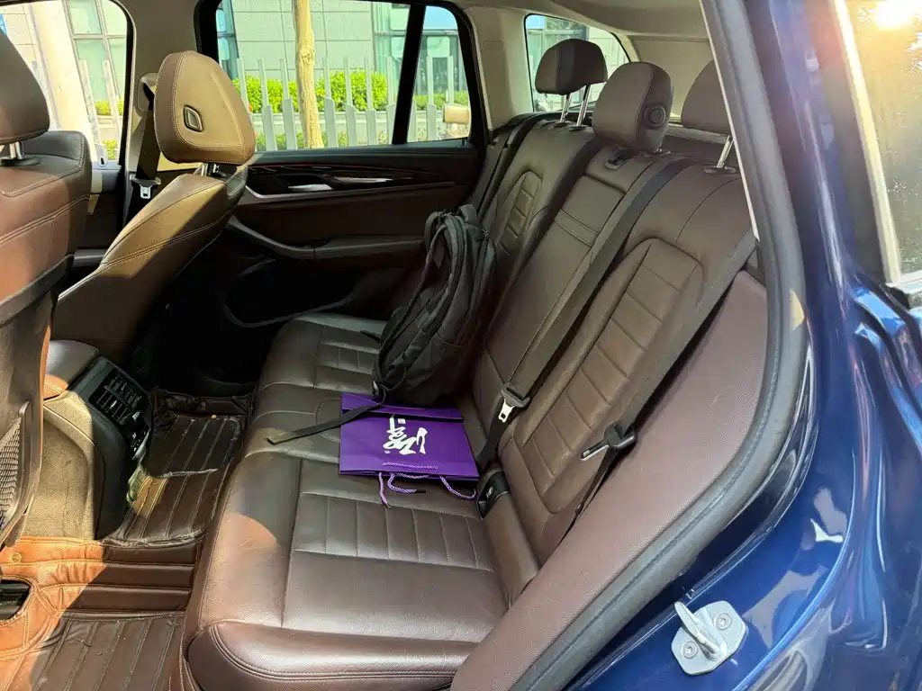 BMW X3 — миниатюра 12