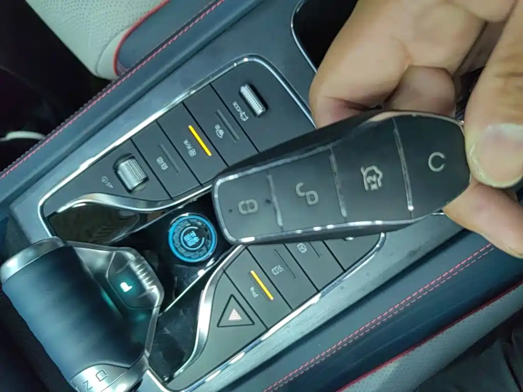 BYD Yuan Plus — миниатюра 9