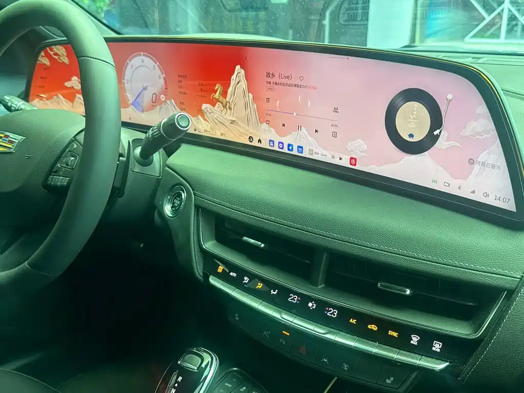 Cadillac CT5 — миниатюра 5