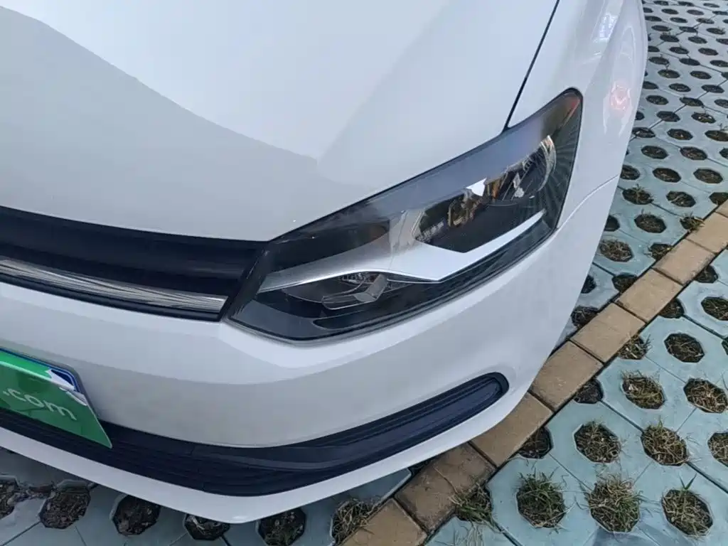 Volkswagen Polo — миниатюра 24