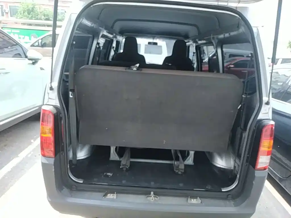 Wuling Zhiguang — миниатюра 19