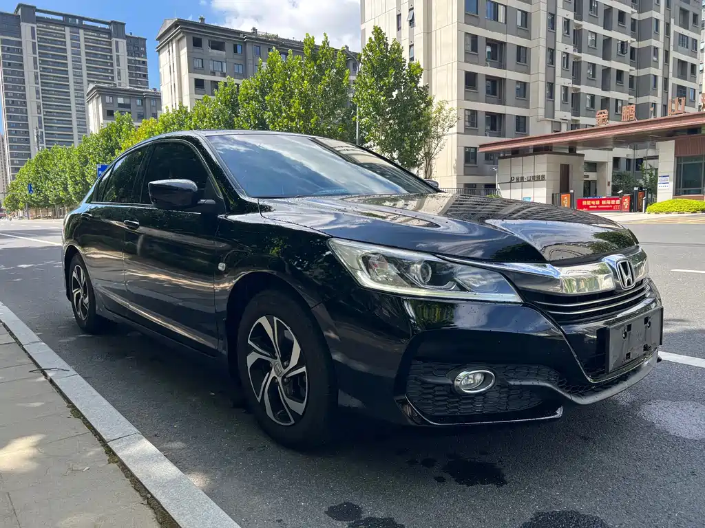 Honda Accord — миниатюра 3