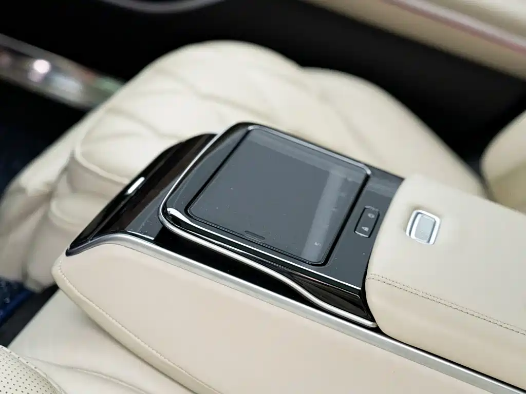 Mercedes-Benz S-Class — миниатюра 15