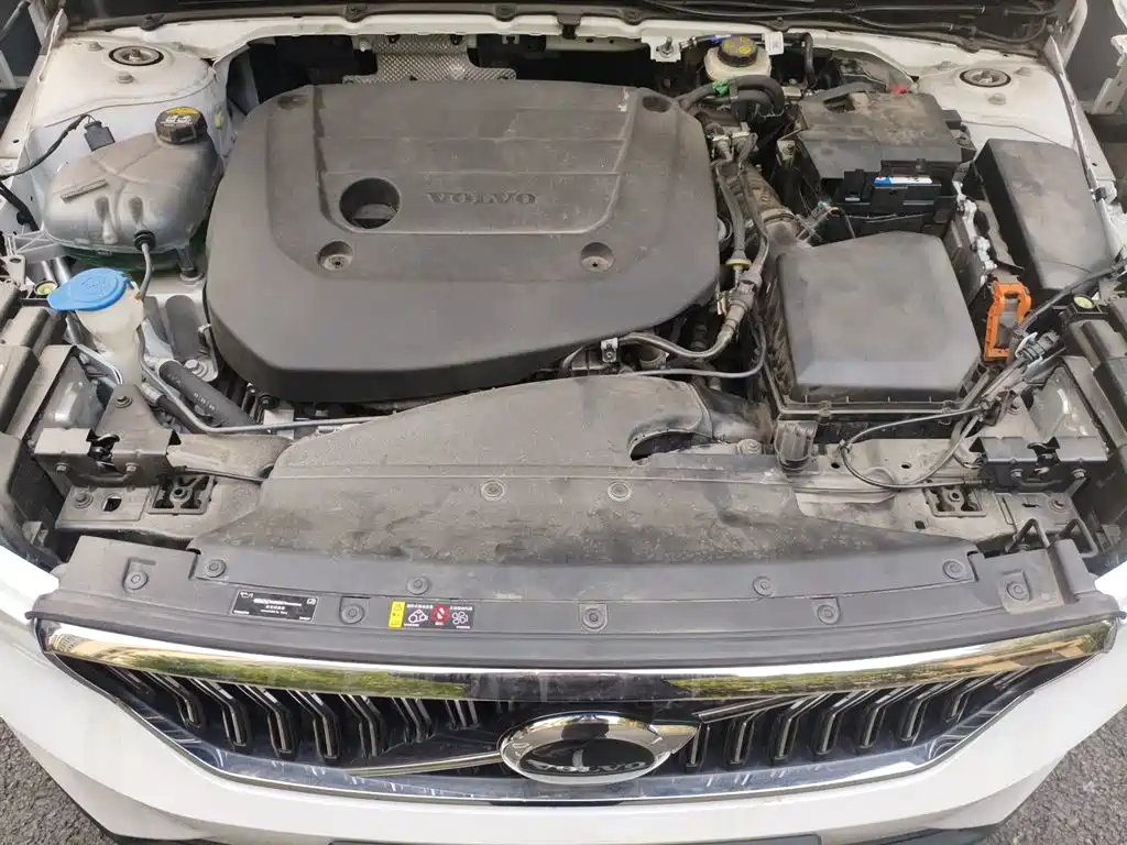 Volvo XC40 — миниатюра 11