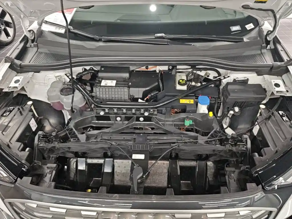 Audi Q4 e-tron — миниатюра 20