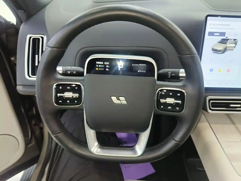 Li Auto Li L8 — миниатюра 11